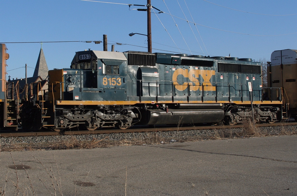 CSX 8153 on NB autorack